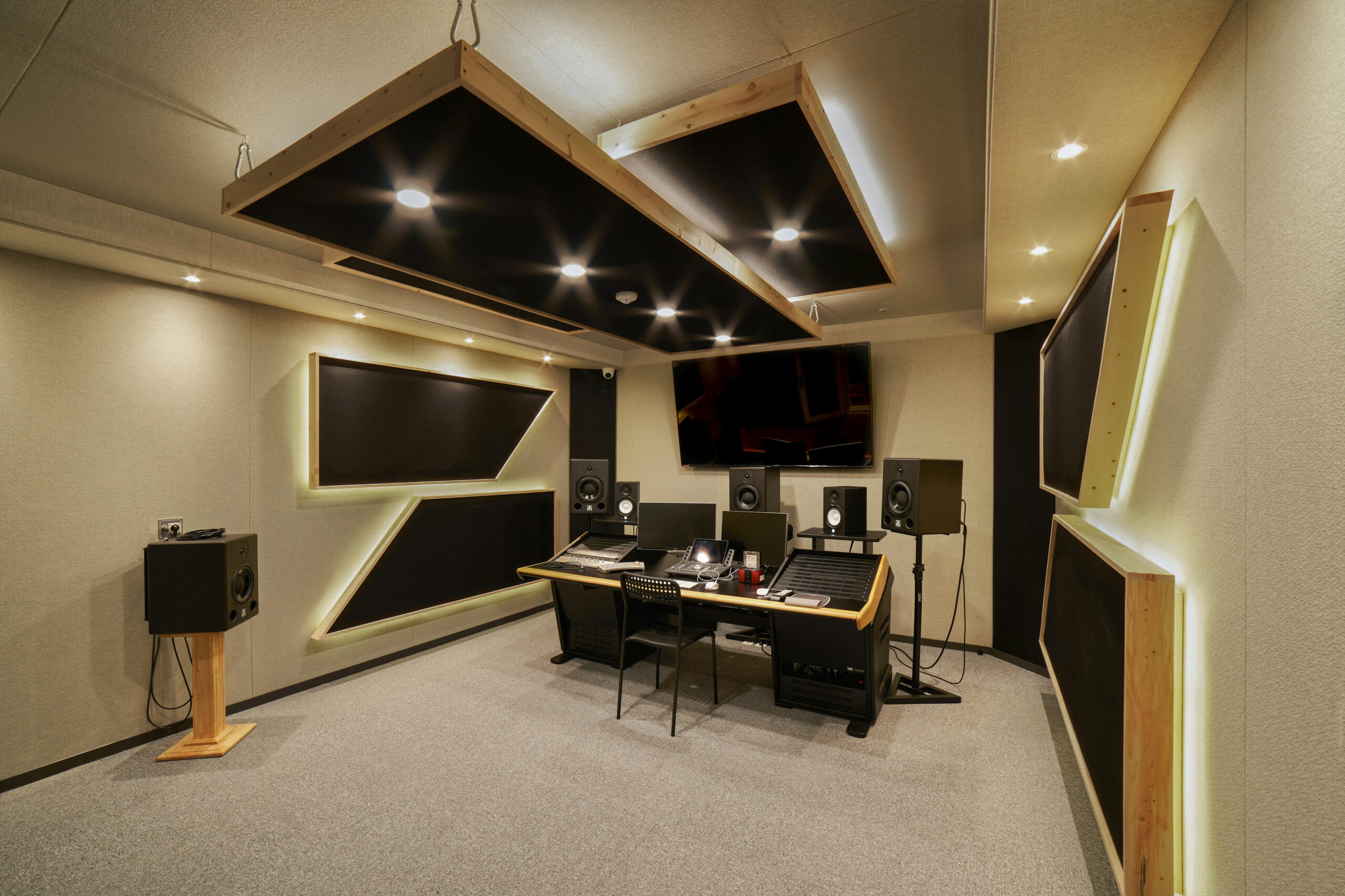 ZOO Korea Mixing Room